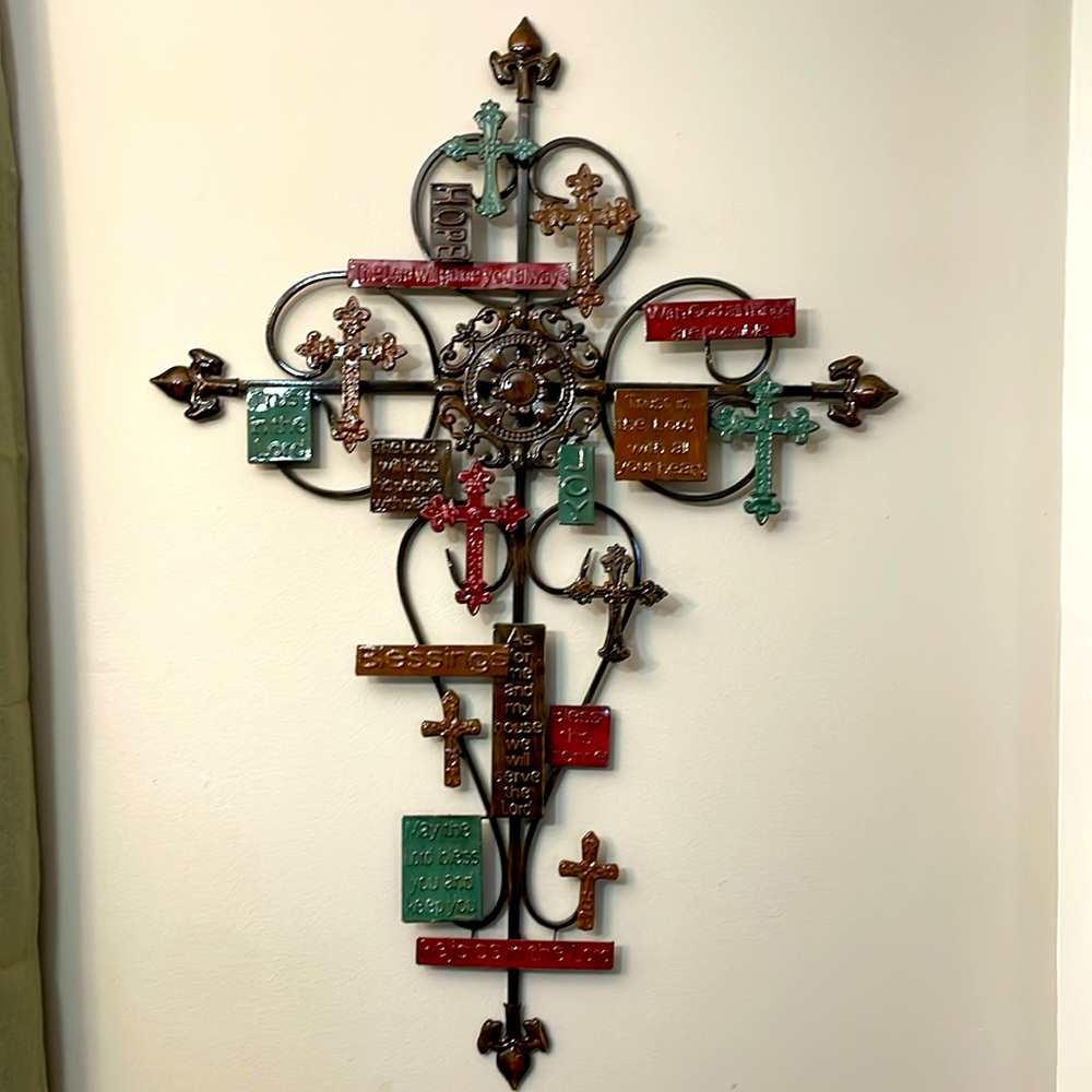 Sentiment Cross plaque.